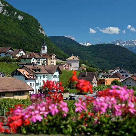 Auberge Communale De La Couronne Yvorne Εξωτερικό φωτογραφία